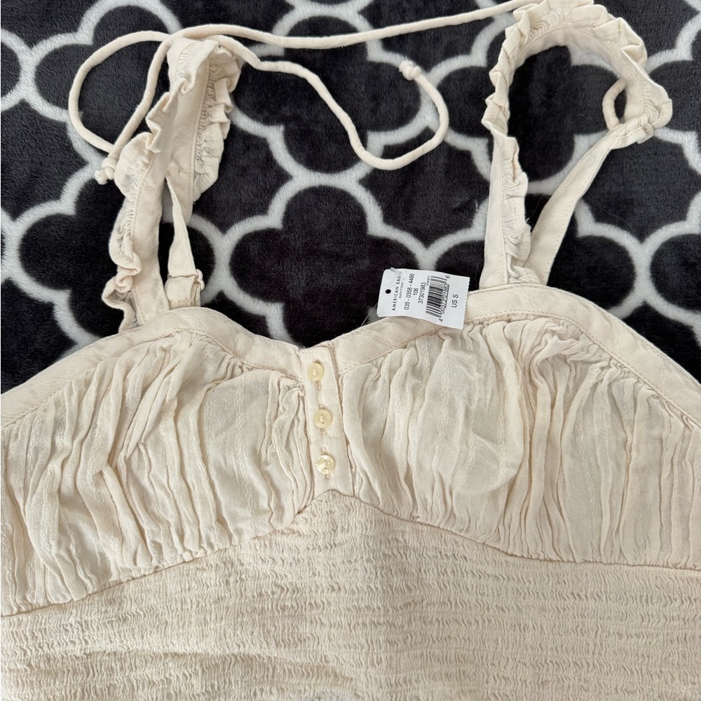 American Eagle Outfitters Cream Tank Top